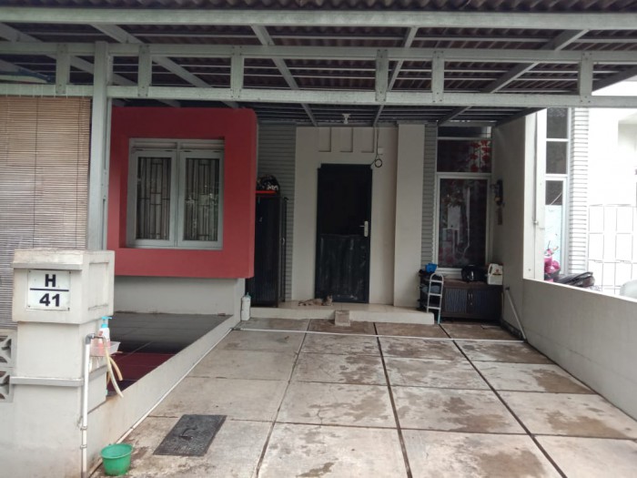 Rumah Dijual di Cluster Calgary Deltamas Cikarang